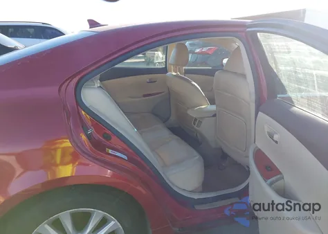 2010 Lexus Es 350 z USA, uszkodzony, nr VIN JTHBK1EGXA2360749